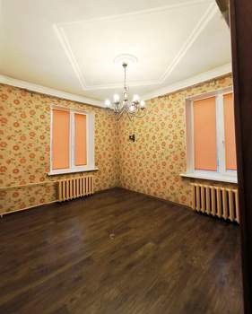 3-к квартира, вторичка, 62м2, 1/4 этаж