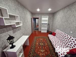 3-к квартира, вторичка, 63м2, 2/10 этаж