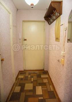 2-к квартира, вторичка, 42м2, 2/5 этаж