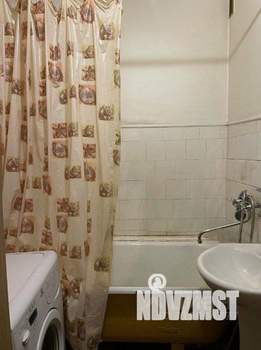 2-к квартира, вторичка, 46м2, 8/9 этаж