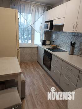 2-к квартира, вторичка, 45м2, 1/9 этаж