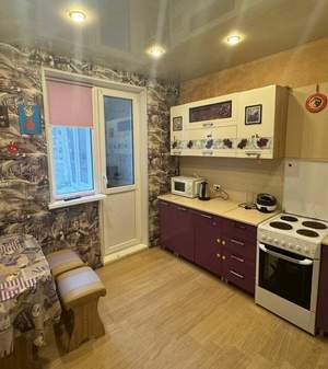 2-к квартира, вторичка, 57м2, 1/9 этаж