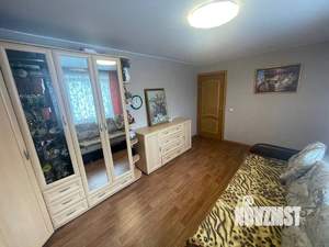 2-к квартира, вторичка, 42м2, 1/9 этаж