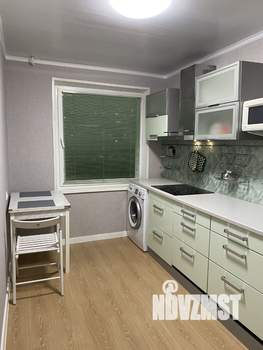 2-к квартира, вторичка, 43м2, 1/9 этаж