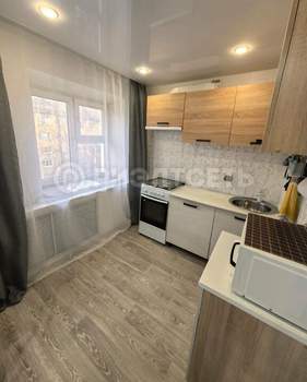 3-к квартира, вторичка, 55м2, 5/5 этаж