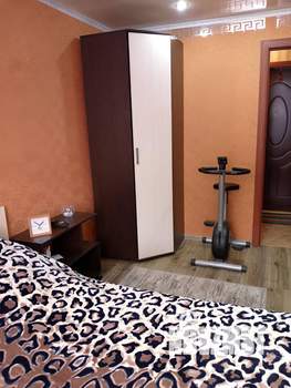2-к квартира, вторичка, 42м2, 1/9 этаж