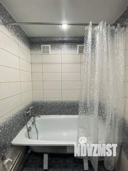 2-к квартира, вторичка, 42м2, 1/5 этаж