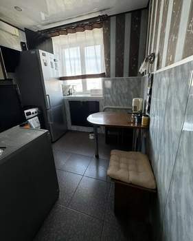 4-к квартира, вторичка, 62м2, 5/5 этаж