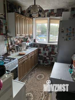 3-к квартира, вторичка, 63м2, 1/9 этаж