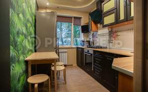 2-к квартира, вторичка, 43м2, 1/9 этаж