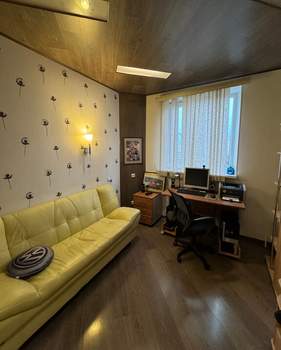 3-к квартира, вторичка, 74м2, 9/9 этаж