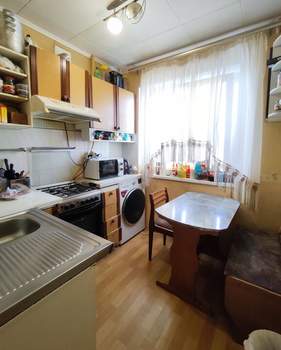 3-к квартира, вторичка, 62м2, 1/5 этаж