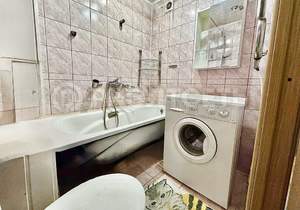 2-к квартира, вторичка, 42м2, 1/5 этаж