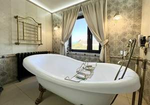 4-к квартира, вторичка, 123м2, 3/5 этаж