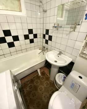 2-к квартира, вторичка, 43м2, 1/5 этаж
