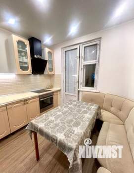 2-к квартира, вторичка, 58м2, 1/9 этаж