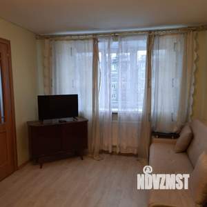 2-к квартира, вторичка, 45м2, 3/5 этаж