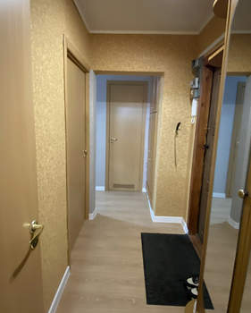 2-к квартира, вторичка, 43м2, 1/9 этаж