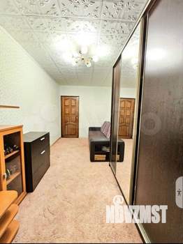 3-к квартира, вторичка, 61м2, 1/9 этаж