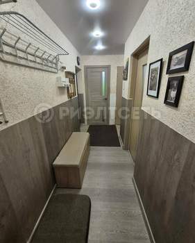 3-к квартира, вторичка, 61м2, 3/5 этаж