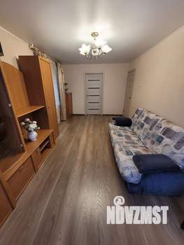 3-к квартира, вторичка, 58м2, 1/9 этаж