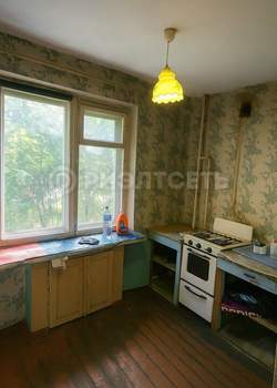 2-к квартира, вторичка, 46м2, 3/5 этаж