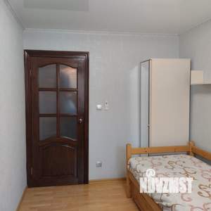 3-к квартира, вторичка, 58м2, 8/9 этаж