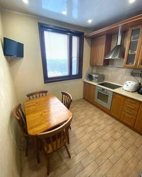 3-к квартира, вторичка, 74м2, 2/10 этаж