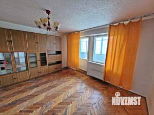2-к квартира, вторичка, 52м2, 3/5 этаж