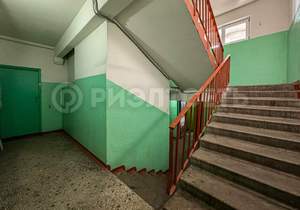 2-к квартира, вторичка, 57м2, 1/9 этаж