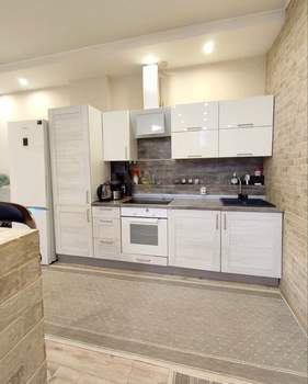 2-к квартира, вторичка, 54м2, 1/3 этаж