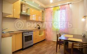 2-к квартира, вторичка, 56м2, 1/9 этаж