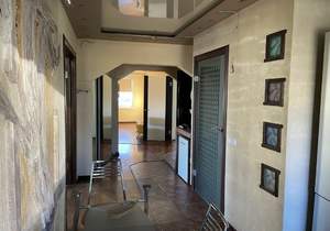 3-к квартира, вторичка, 82м2, 9/9 этаж