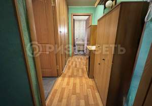 2-к квартира, вторичка, 42м2, 1/5 этаж