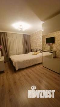 3-к квартира, вторичка, 56м2, -2/5 этаж
