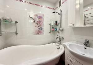 3-к квартира, вторичка, 70м2, 7/9 этаж