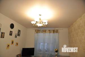 2-к квартира, вторичка, 60м2, 1/4 этаж