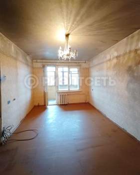 2-к квартира, вторичка, 46м2, 1/9 этаж