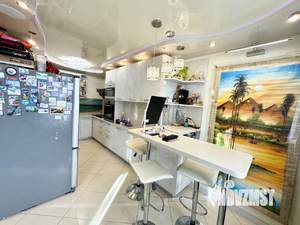 4-к квартира, вторичка, 109м2, 9/9 этаж