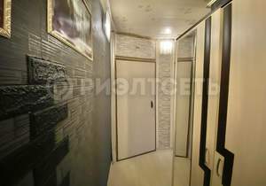 2-к квартира, вторичка, 43м2, 1/5 этаж