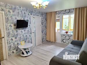 3-к квартира, вторичка, 48м2, 3/5 этаж