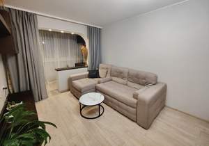 2-к квартира, вторичка, 42м2, 8/9 этаж