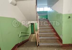 2-к квартира, вторичка, 46м2, 1/9 этаж