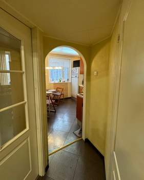 3-к квартира, вторичка, 74м2, 9/9 этаж