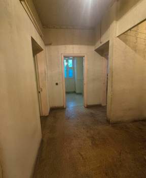 3-к квартира, вторичка, 70м2, 2/4 этаж