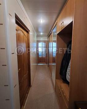 3-к квартира, вторичка, 58м2, 3/9 этаж