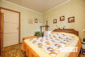 3-к квартира, вторичка, 61м2, 1/9 этаж