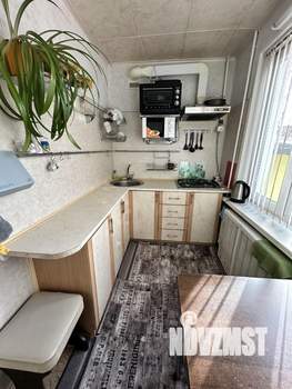 2-к квартира, вторичка, 42м2, 1/5 этаж